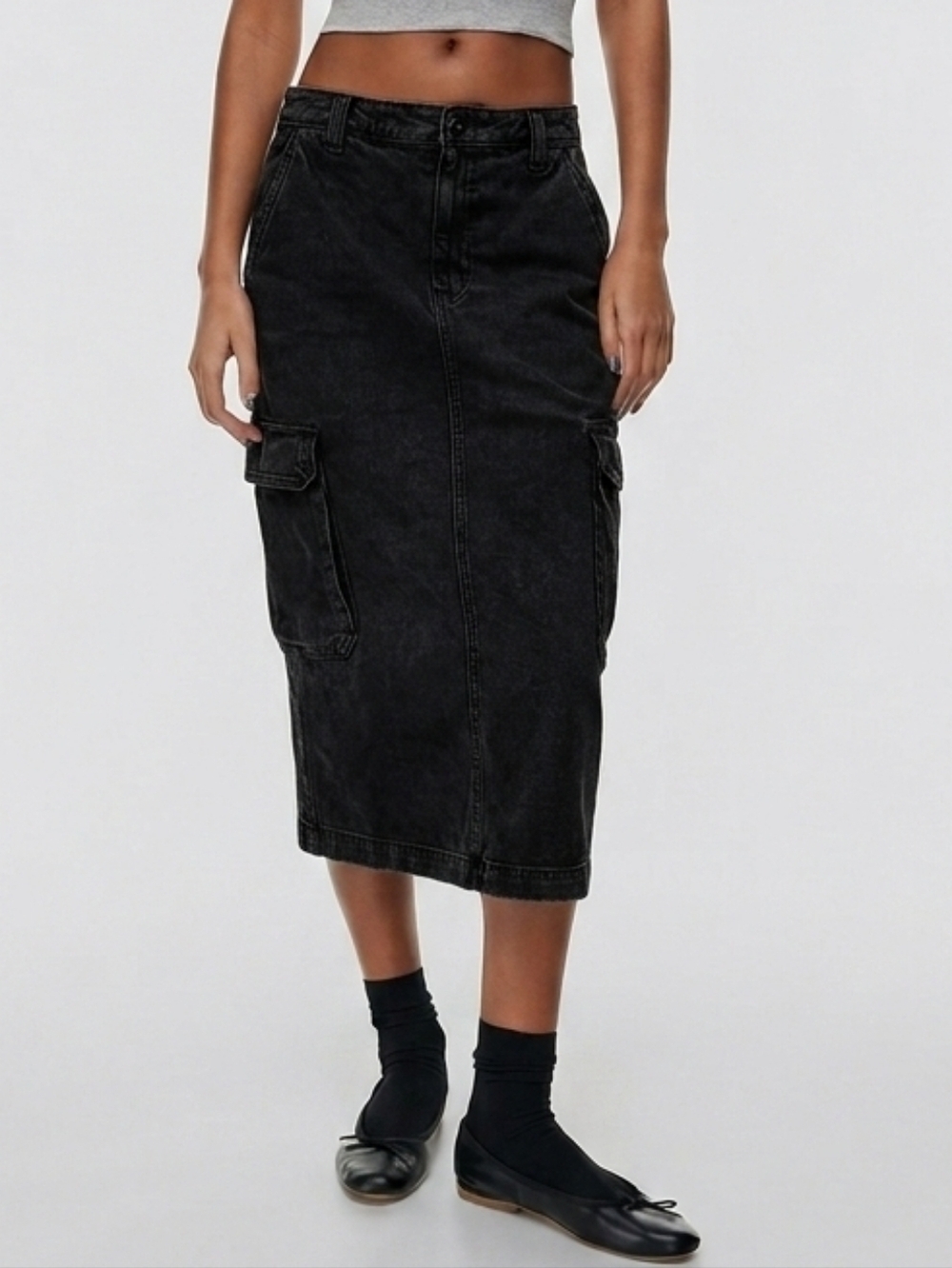 Aritzia TNA Black Cargo Skirt Midi Size 4 Fits Small Baggy Oversized Grunge Punk